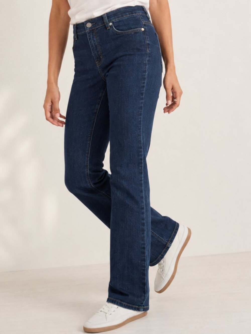 Dickies Women’s Dark Wash Straight Leg Stretch Jeans Size 12 Regular